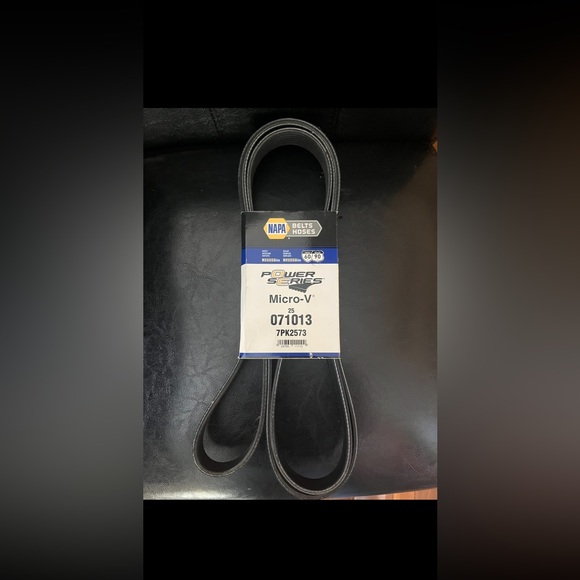 Brand new Dodge belt - Picture 1 of 3